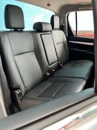 TOYOTA-HILUX-2026
