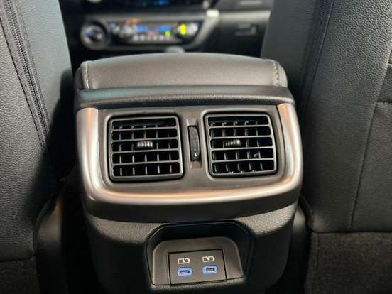 TOYOTA-HILUX-2.8 D-4D TURBO DIESEL CS 4X4 MANUAL TOYOTA-HILUX-2026