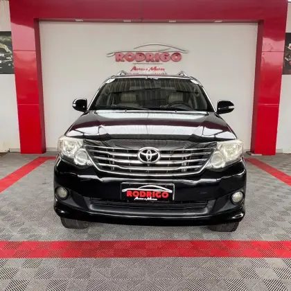 TOYOTA HILUX SW4 2.7 SR 4X2 16V FLEX 4P AUTOMÁTICO TOYOTA HILUX SW4 2.7 SR 4X2 16V FLEX 4P AUTOMÁTICO