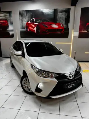 TOYOTA YARIS 1.5 16V FLEX SEDAN XL MULTIDRIVE TOYOTA YARIS 1.5 16V FLEX SEDAN XL MULTIDRIVE