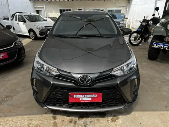 TOYOTA YARIS 1.5 16V FLEX SEDAN XS CONNECT MULTIDRIVE TOYOTA YARIS 1.5 16V FLEX SEDAN XS CONNECT MULTIDRIVE
