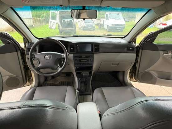 TOYOTA-COROLLA-1.8 SE-G 16V GASOLINA 4P AUTOMÁTICO TOYOTA-COROLLA-2004