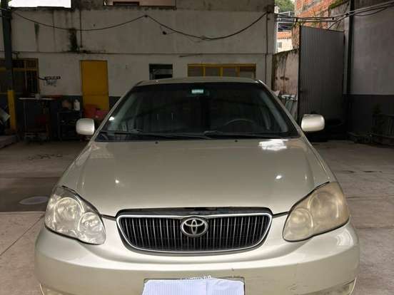 TOYOTA-COROLLA-1.8 SE-G 16V GASOLINA 4P AUTOMÁTICO TOYOTA-COROLLA-2004