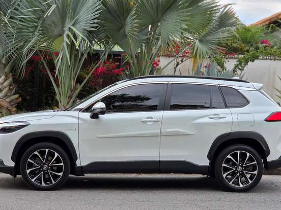 TOYOTA-COROLLA CROSS-1.8 VVT-I HYBRID FLEX XRX CVT TOYOTA-COROLLA CROSS-2021