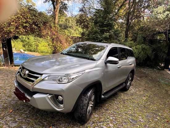 TOYOTA-HILUX SW4-2.7 SR 4X2 16V FLEX 4P AUTOMÁTICO TOYOTA-HILUX SW4-2018
