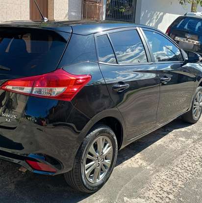 TOYOTA-YARIS-2020