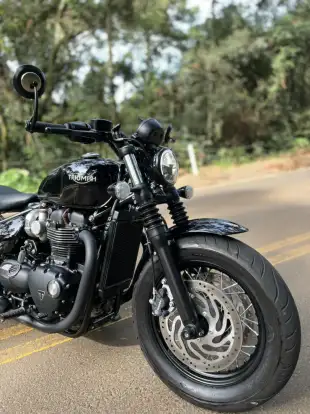 TRIUMPH-BONNEVILLE BOBBER 1200-2020