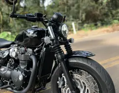 TRIUMPH BONNEVILLE BOBBER 1200 TRIUMPH BONNEVILLE BOBBER 1200