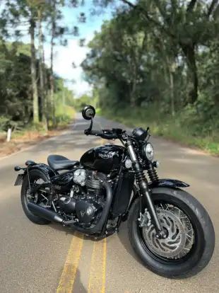 TRIUMPH-BONNEVILLE BOBBER 1200-2020