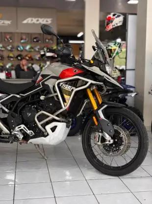 TRIUMPH-TIGER 900 RALLY PRO-2024