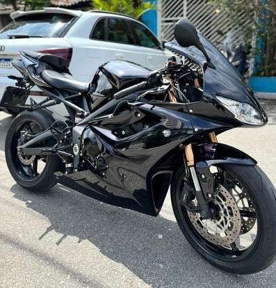 TRIUMPH-DAYTONA 675 TRIUMPH-DAYTONA 675-2009