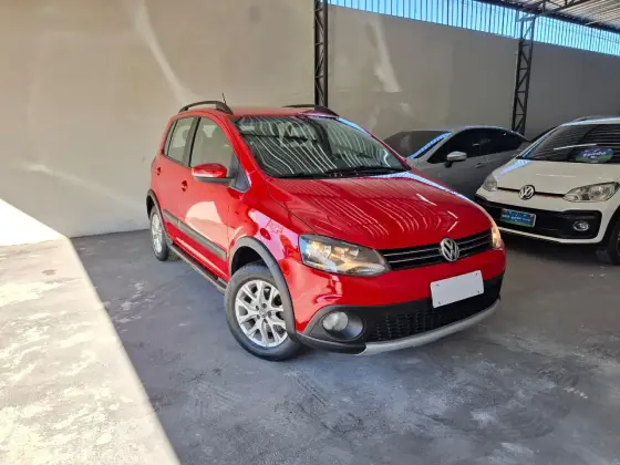 VOLKSWAGEN FOX 1.6 MI 8V FLEX 4P MANUAL VOLKSWAGEN FOX 1.6 MI 8V FLEX 4P MANUAL