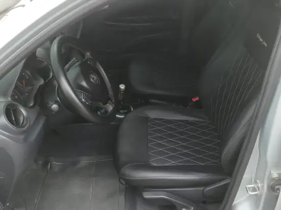 VOLKSWAGEN-GOL-1.6 MI SELEÇÃO 8V FLEX 4P MANUAL G.VI VOLKSWAGEN-GOL-2013