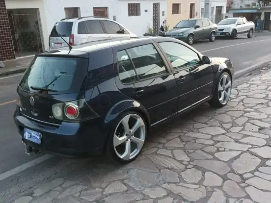 VOLKSWAGEN-GOLF-2.0 MI SPORTLINE 8V FLEX 4P TIPTRONIC VOLKSWAGEN-GOLF-2011