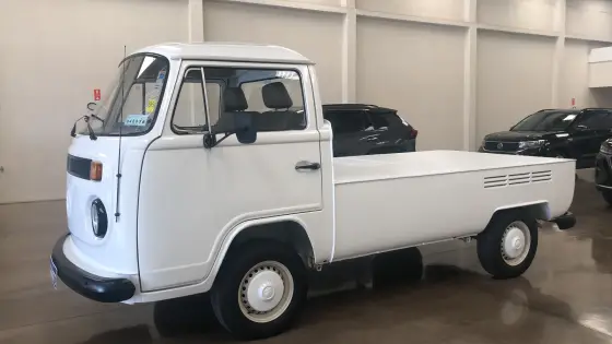 VOLKSWAGEN KOMBI 1.6 MI PICK-UP CS 8V GASOLINA 2P MANUAL