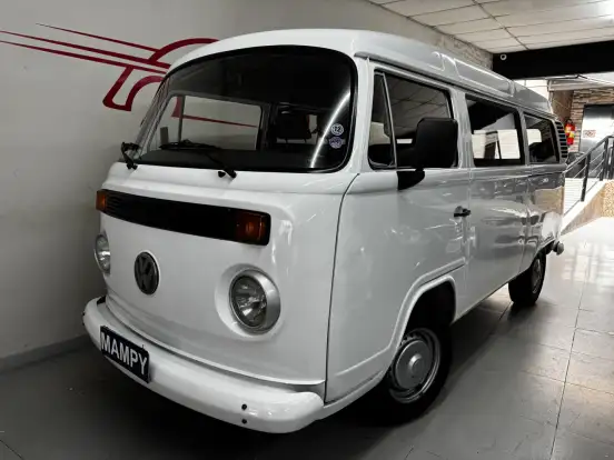 VOLKSWAGEN-KOMBI-1.6 MI STD LOTAÇÃO 8V GASOLINA 3P MANUAL VOLKSWAGEN-KOMBI-2000
