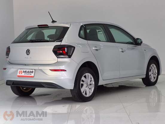 VOLKSWAGEN-POLO-1.0 170 TSI COMFORTLINE AUTOMÁTICO VOLKSWAGEN-POLO-2024