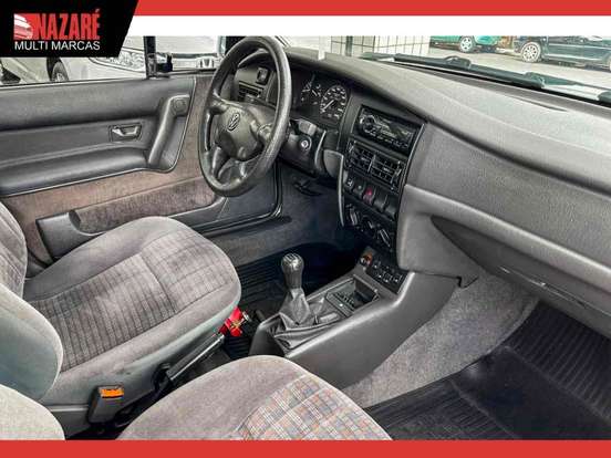 VOLKSWAGEN-QUANTUM-1996
