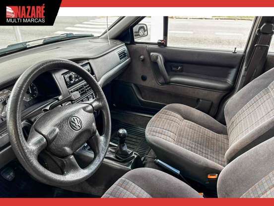 VOLKSWAGEN-QUANTUM-1996