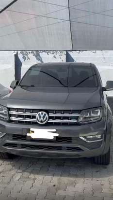 VOLKSWAGEN-AMAROK-2017