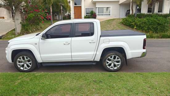 VOLKSWAGEN-AMAROK-2018