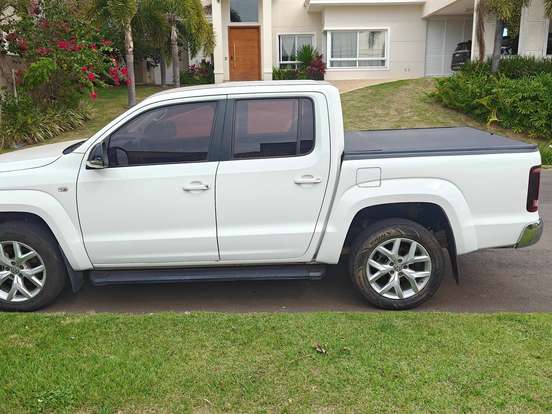 VOLKSWAGEN-AMAROK-3.0 V6 TDI DIESEL HIGHLINE CD 4MOTION AUTOMÁTICO VOLKSWAGEN-AMAROK-2018