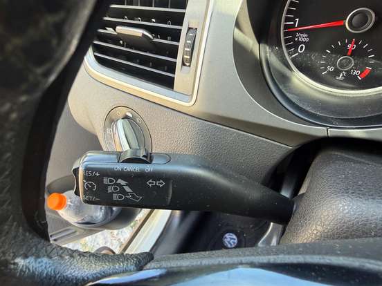 VOLKSWAGEN-FOX-1.6 MSI TOTAL FLEX XTREME 4P MANUAL VOLKSWAGEN-FOX-2019