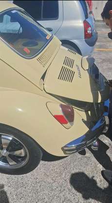 VOLKSWAGEN-FUSCA-1977