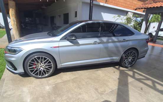 VOLKSWAGEN-JETTA-2019