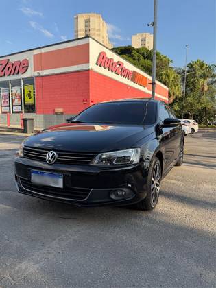 VOLKSWAGEN JETTA 2.0 TSI HIGHLINE 200CV GASOLINA 4P TIPTRONIC