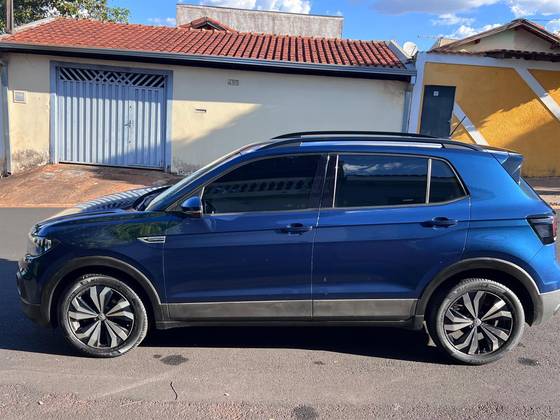 VOLKSWAGEN T-CROSS 1.0 200 TSI TOTAL FLEX COMFORTLINE AUTOMÁTICO