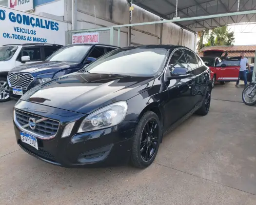 VOLVO S60 2.0 T5 DYNAMIC GASOLINA 4P AUTOMÁTICO VOLVO S60 2.0 T5 DYNAMIC GASOLINA 4P AUTOMÁTICO