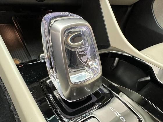/en/city-rio-grande-do-sul/cate-car-used-car/volvo-xc40-2020-2-0-t4-gasoline-inscription-geartronic-48419455702729728/-11