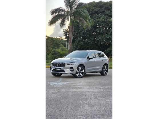 VOLVO-XC60-2022