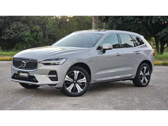 VOLVO-XC60-2022