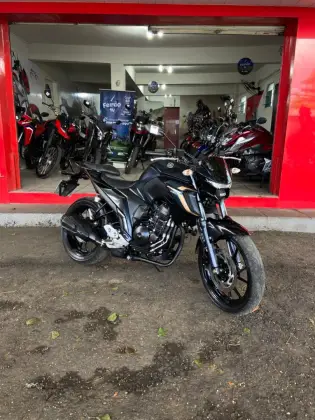 YAMAHA FZ25 FAZER ABS 