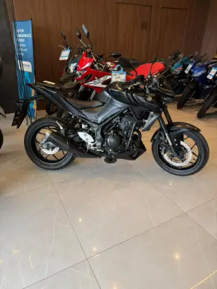 YAMAHA MT-03 ABS YAMAHA MT-03 ABS