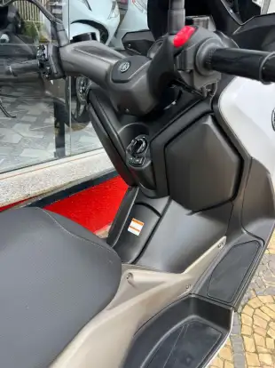 YAMAHA-XMAX 250 CONNECTED ABS YAMAHA-XMAX 250 CONNECTED ABS-2025