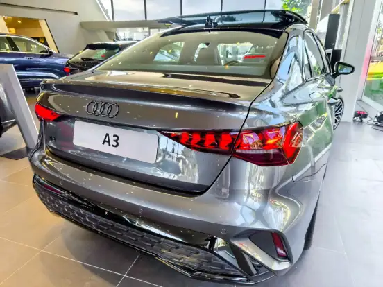 AUDI-A3-2.0 40 TFSI GASOLINA SEDAN PERFORMANCE BLACK S-TRONIC AUDI-A3-2025
