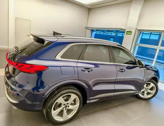 AUDI-Q5-2025