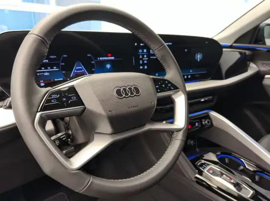 AUDI-Q5-2025