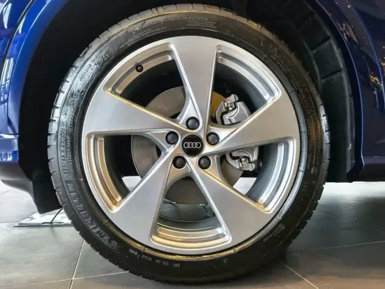 AUDI-Q5-2.0 TFSI GASOLINA SPORTBACK ADVANCED QUATTRO S TRONIC AUDI-Q5-2025