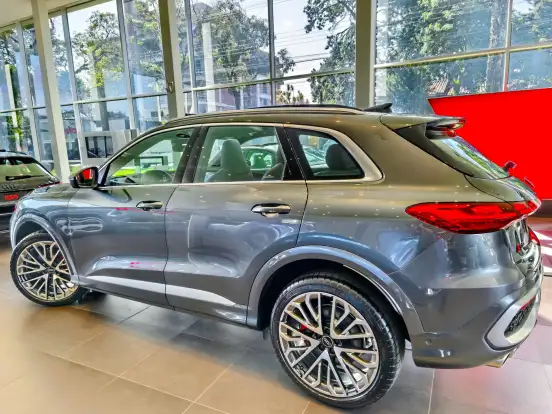 AUDI-SQ5-3.0 V6 TFSI GASOLINA QUATTRO S TRONIC AUDI-SQ5-2025