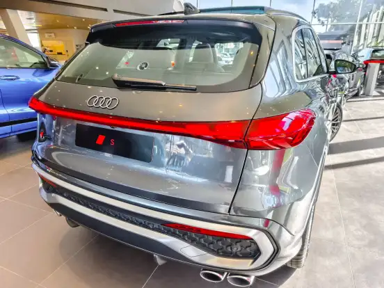 AUDI-SQ5-3.0 V6 TFSI GASOLINA QUATTRO S TRONIC AUDI-SQ5-2025