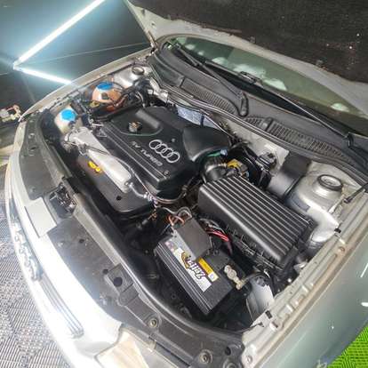 AUDI-A3-1.8 20V 150CV TURBO GASOLINA 4P AUTOMÁTICO AUDI-A3-2006