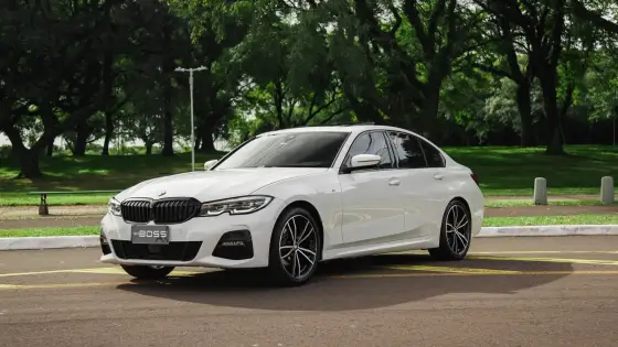 BMW 320i 2.0 16V TURBO GASOLINA M SPORT AUTOMÁTICO BMW 320i 2.0 16V TURBO GASOLINA M SPORT AUTOMÁTICO