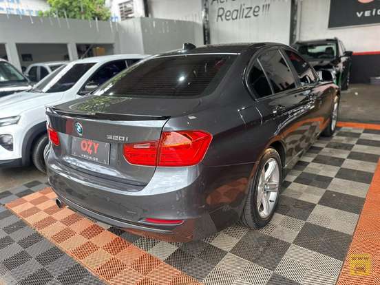BMW-320i-2.0 16V TURBO GASOLINA 4P AUTOMÁTICO BMW-320i-2013