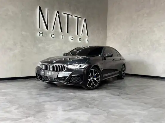BMW-530e-2020