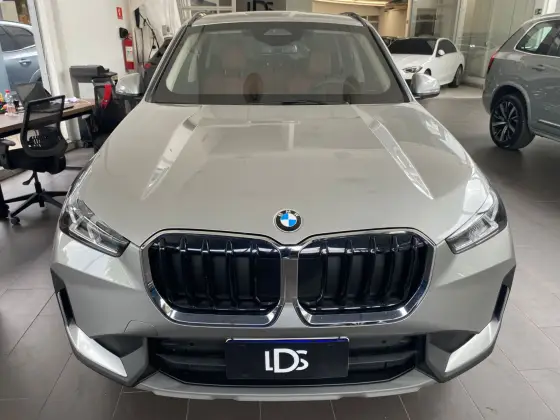BMW X1 2.0 16V TURBO GASOLINA SDRIVE20I GP STEPTRONIC BMW X1 2.0 16V TURBO GASOLINA SDRIVE20I GP STEPTRONIC