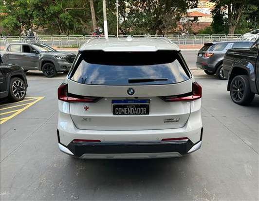 BMW-X1-2022
